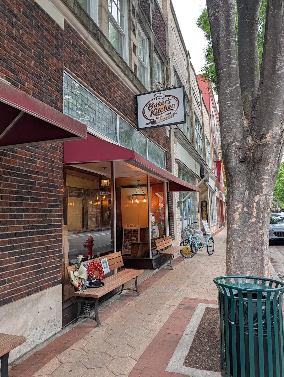 Baker's Kitchen Restaurant & Bakery