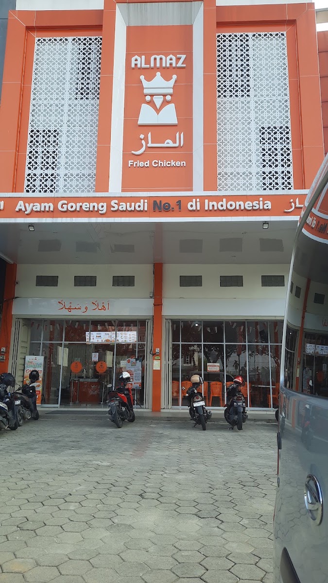 Almaz Fried Chicken - Arifin Ahmad Pekanbaru
