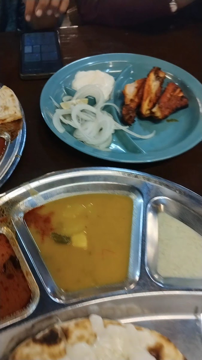 FOOD PARADISE RESTAURANT & BISTRO Pakistani & Indian Cusine