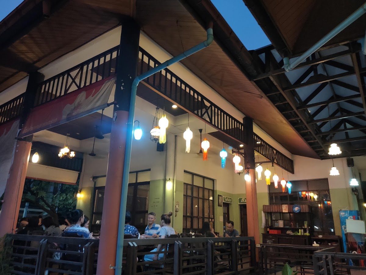 Kai Yang Klang Krung