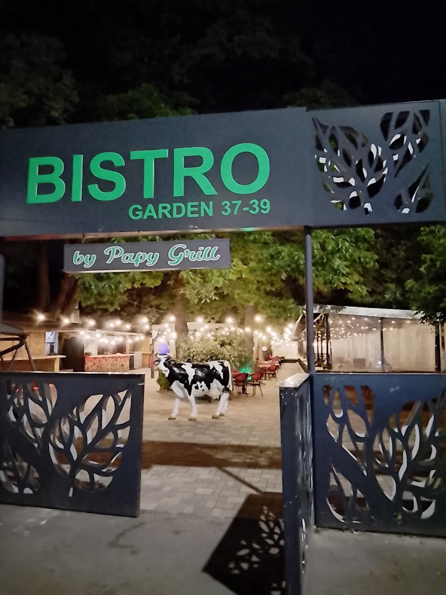 Bistro 37-39