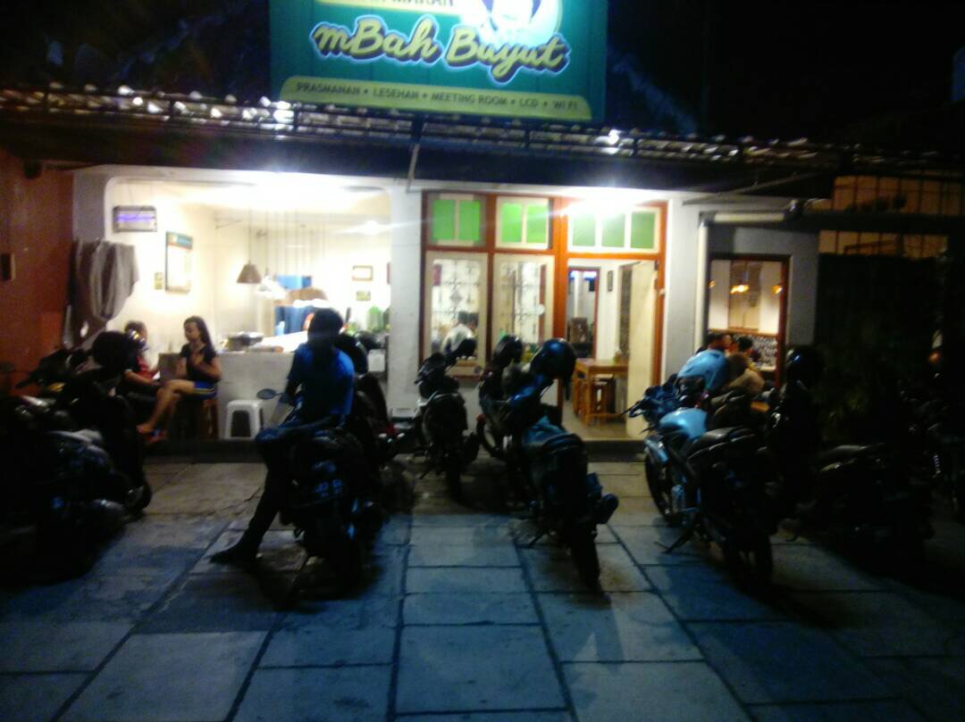 Rumah Makan Mbah Buyut