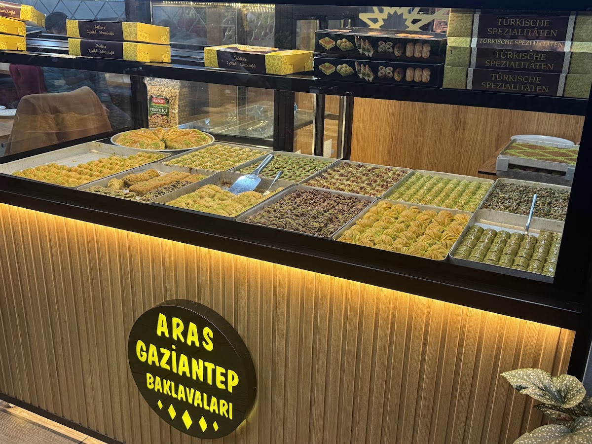 Aras Restaurant