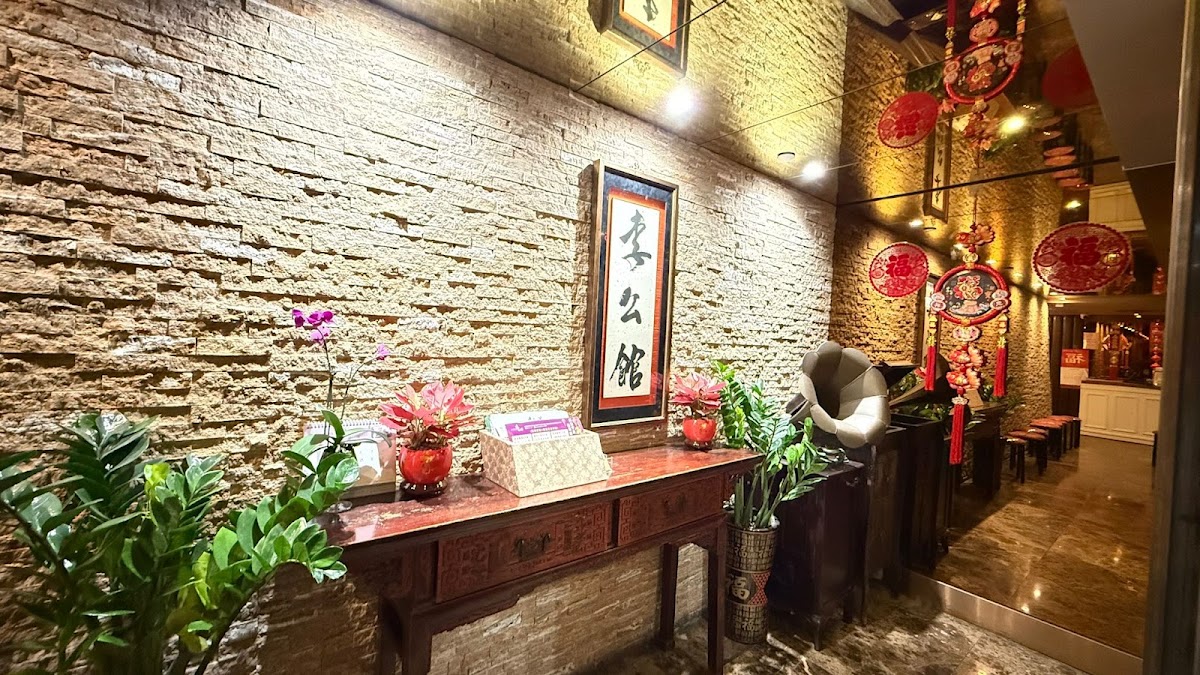 Lee House Restaurant