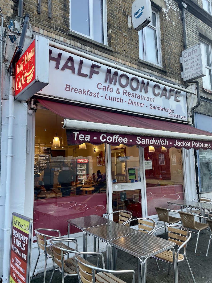 Half Moon Cafe