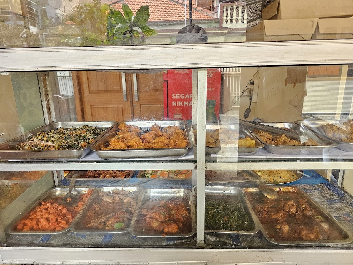 Warung Bu Pratis