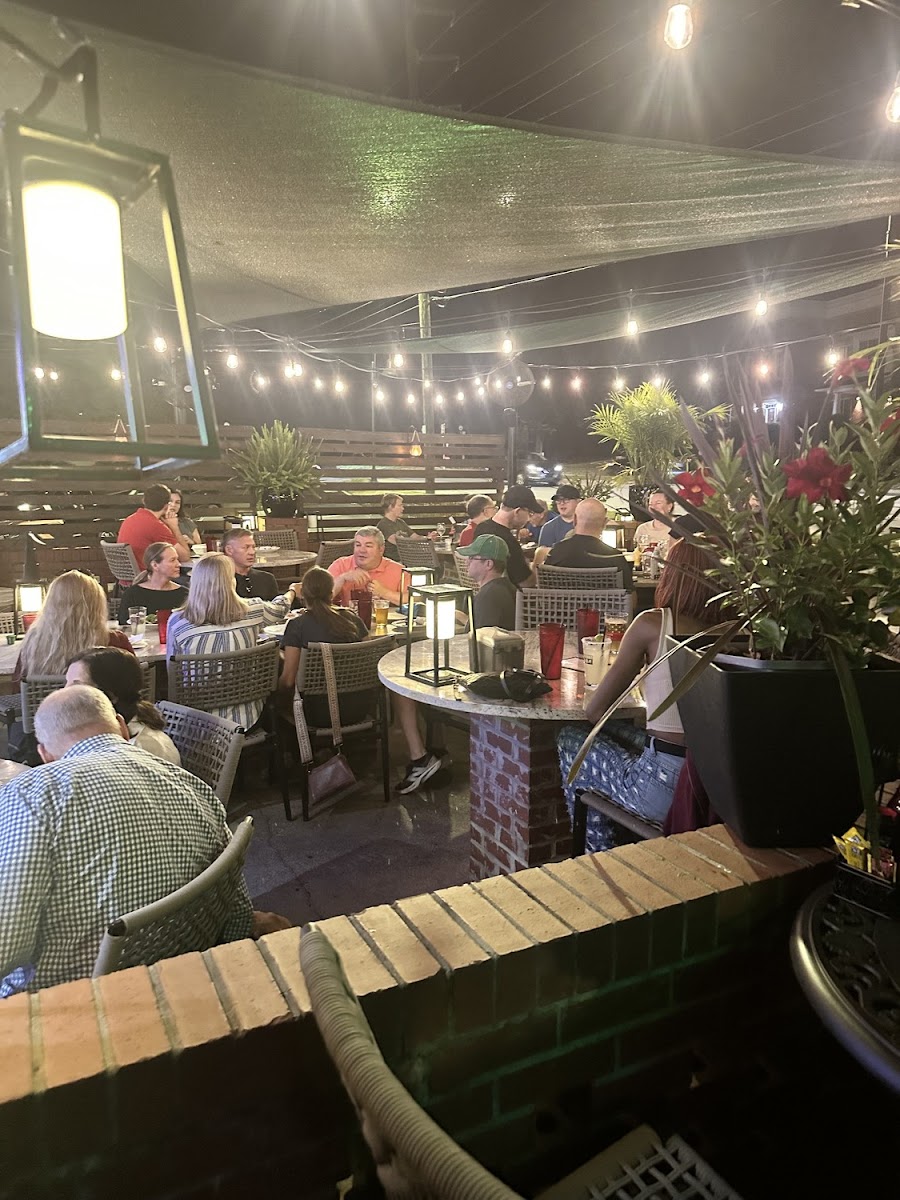The Grove Restaurant & Tavern