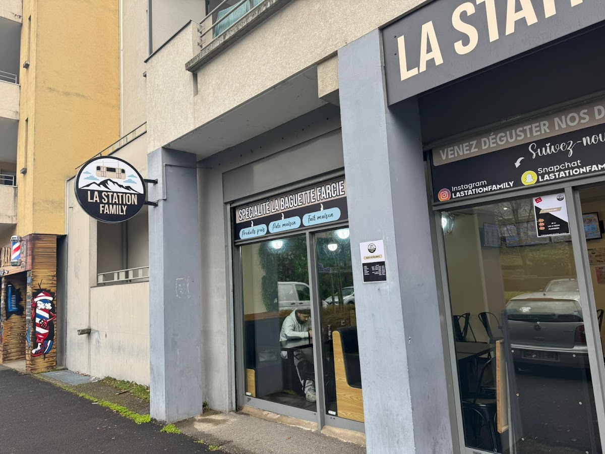 La Station Family