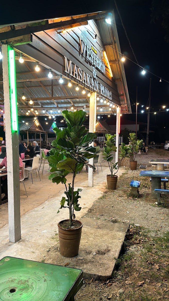 Mee Celup Station