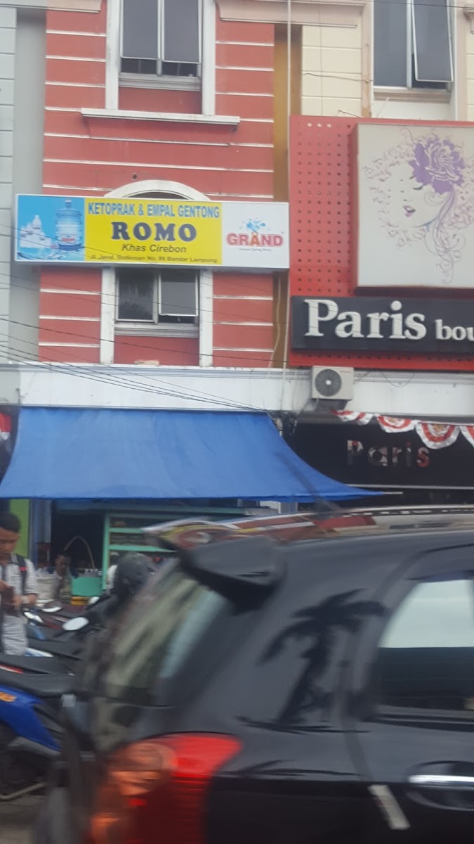 Ketoprak Dan Empal Gentong Romo