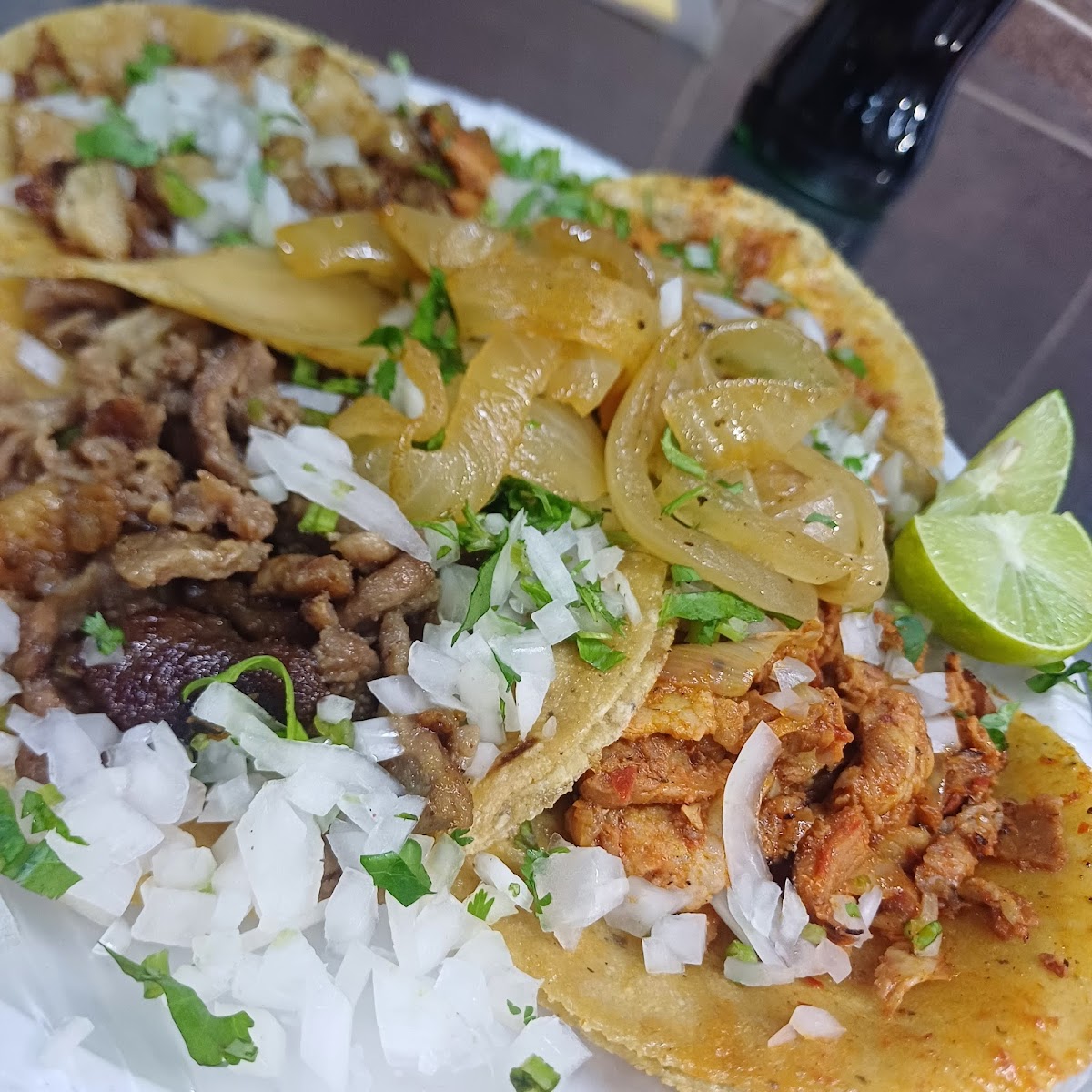 TACOS LOS GUEROS