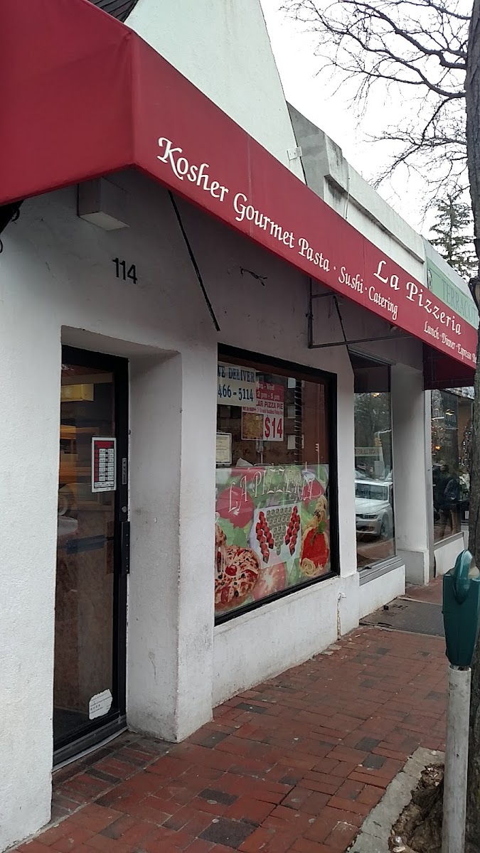 La Pizzeria