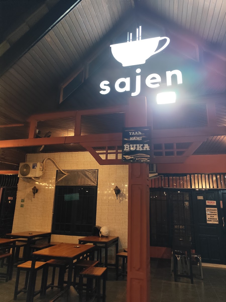 Roemah Sajen