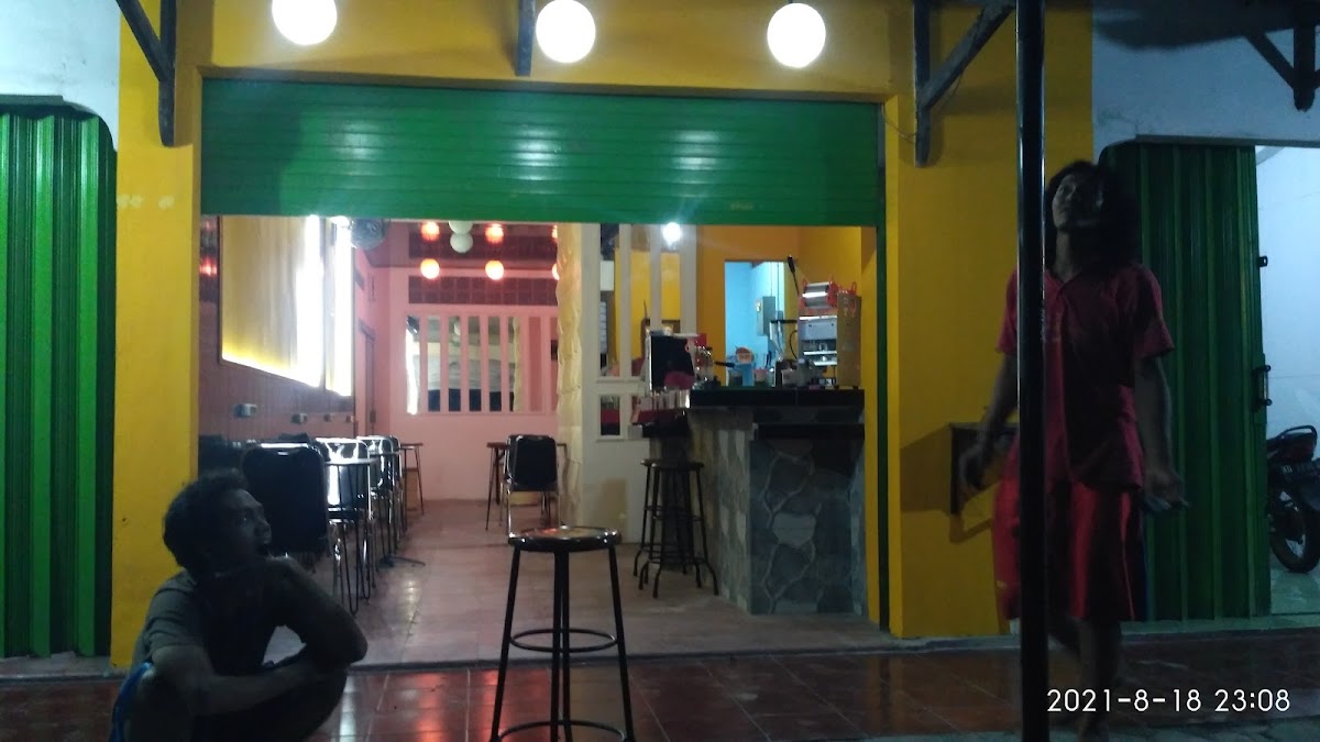 Oretachi Takoyaki & Slow Coffee Bar
