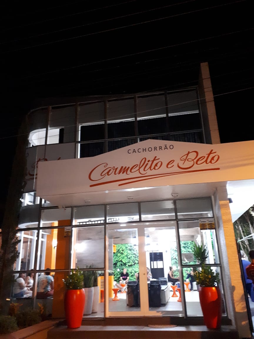 Cachorrão Carmelito e Beto - Teutônia