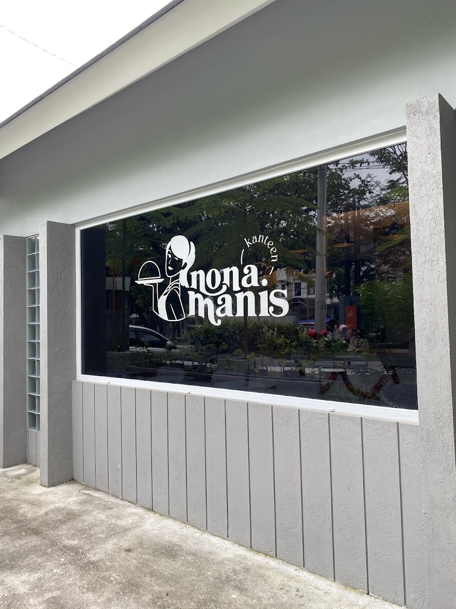Kanteen Nona Manis