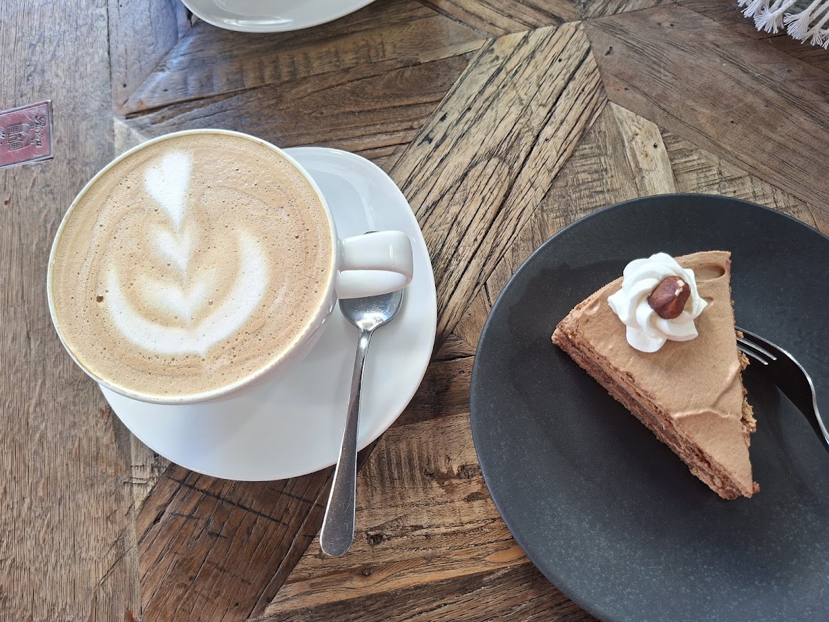 Sarah's Konditorei & Café