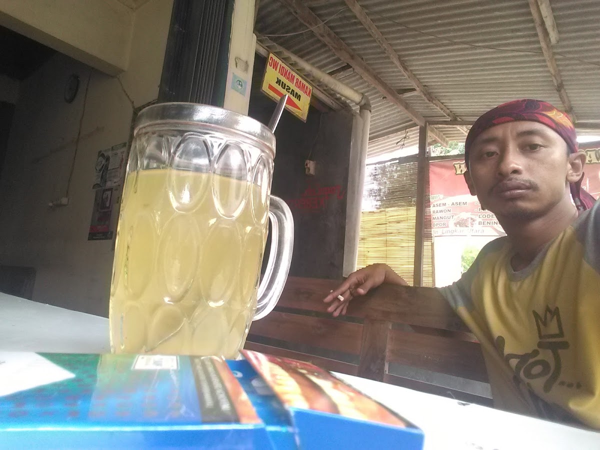 Warung Makan Sederhana 'Mbak Nur'