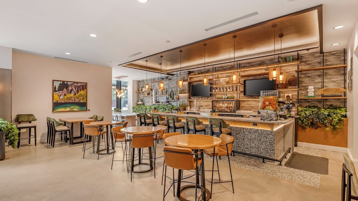 Recess Restaurant and Bar