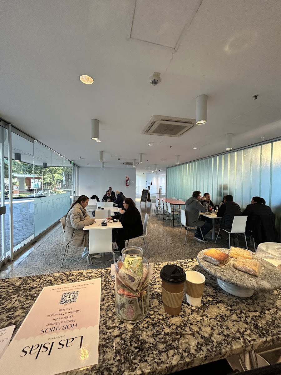 Las Islas cafeteria
