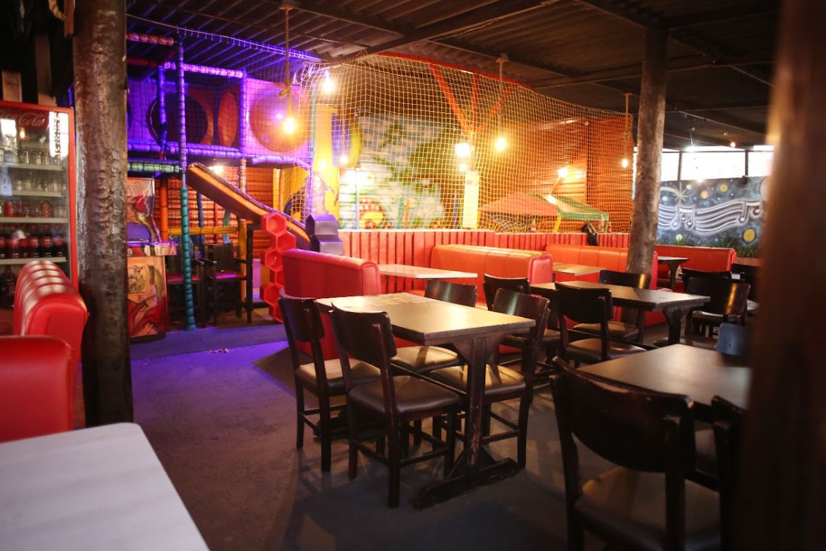 SJ Burguer Bar