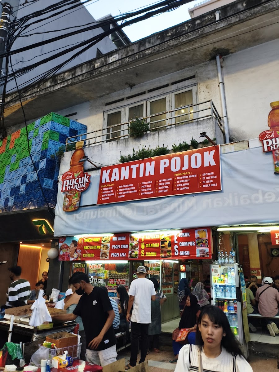 Kantin Pojok