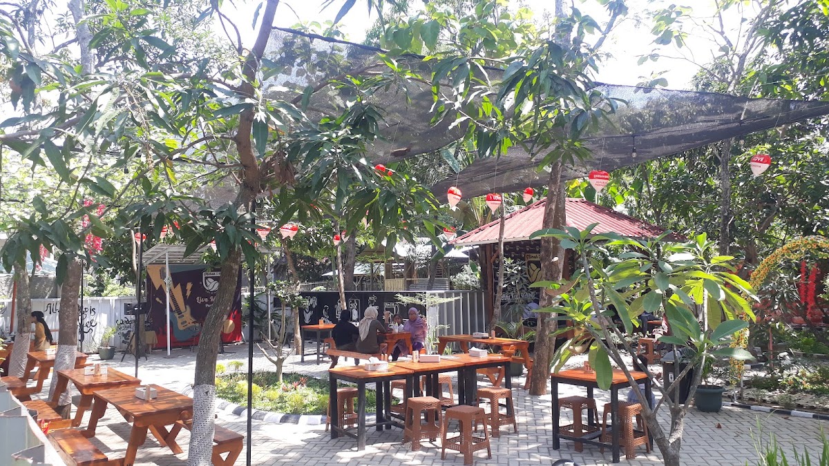 GRimah C-99 Cafe'& Resto