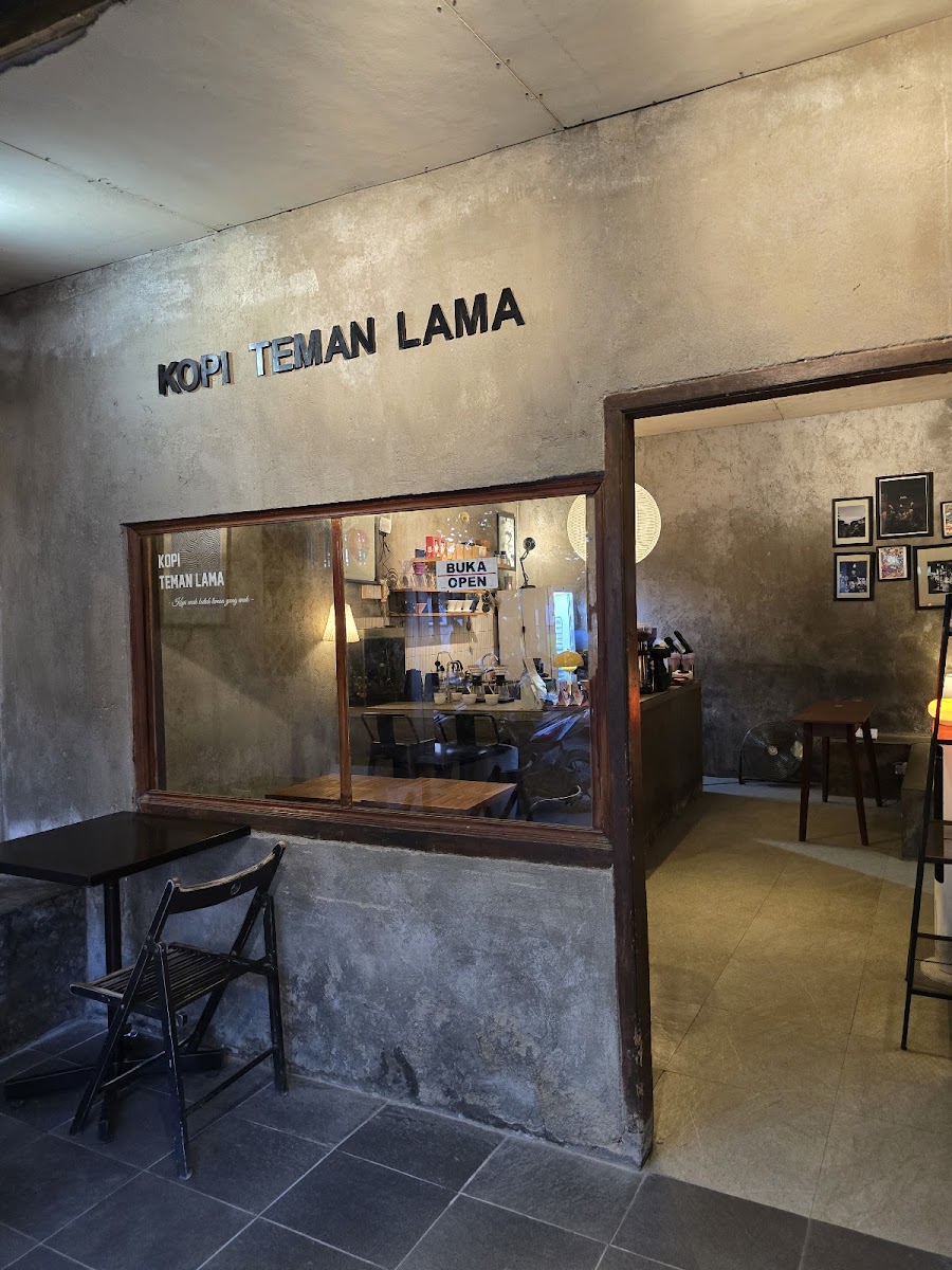Kopi Teman Lama
