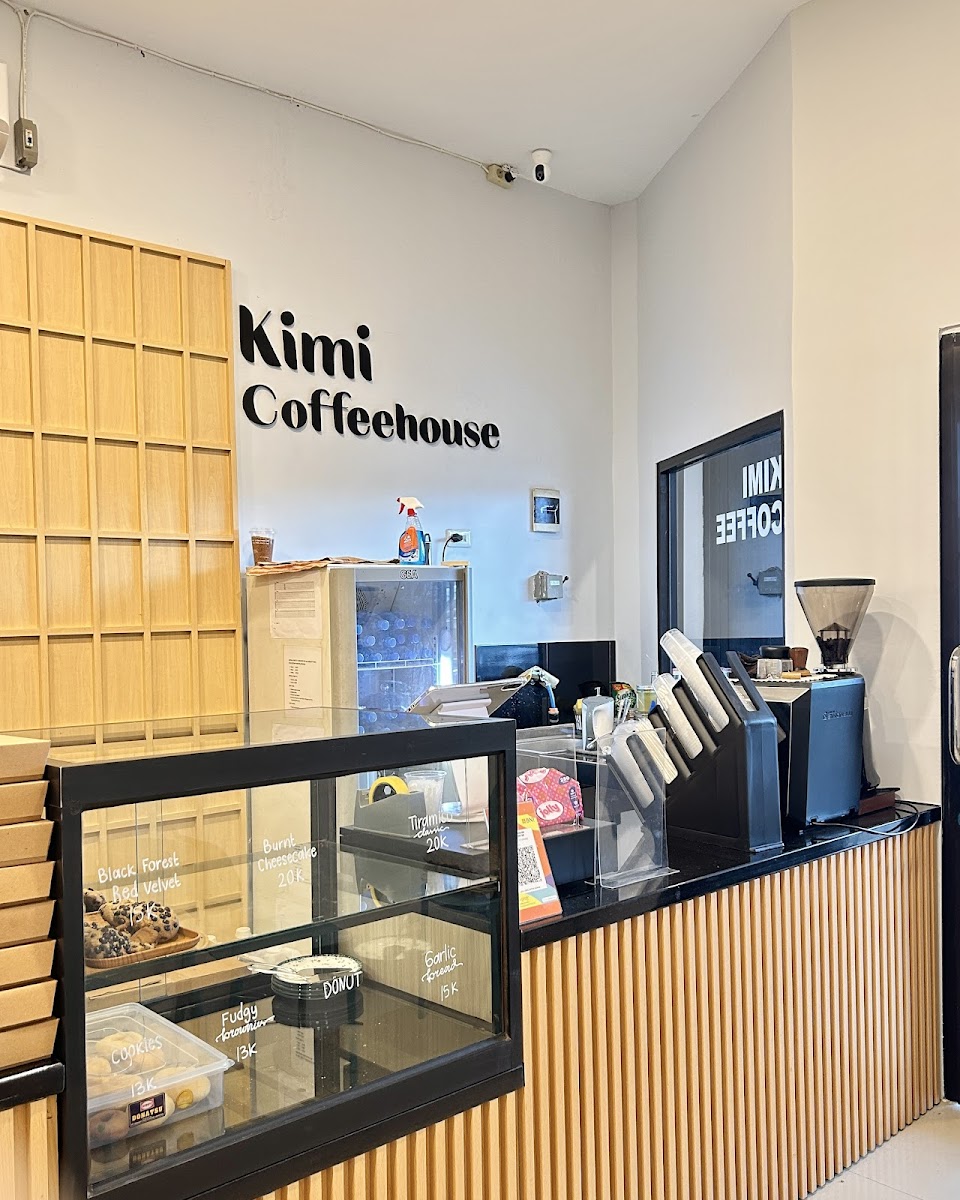 Kimi Coffeehouse Sribhawono