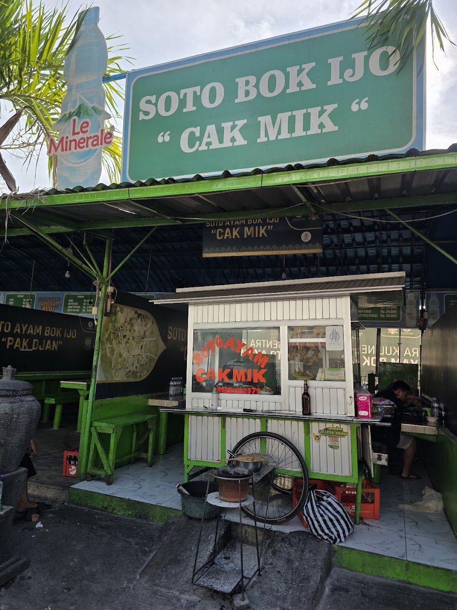Soto Ayam Bok Ijo Cak Mik