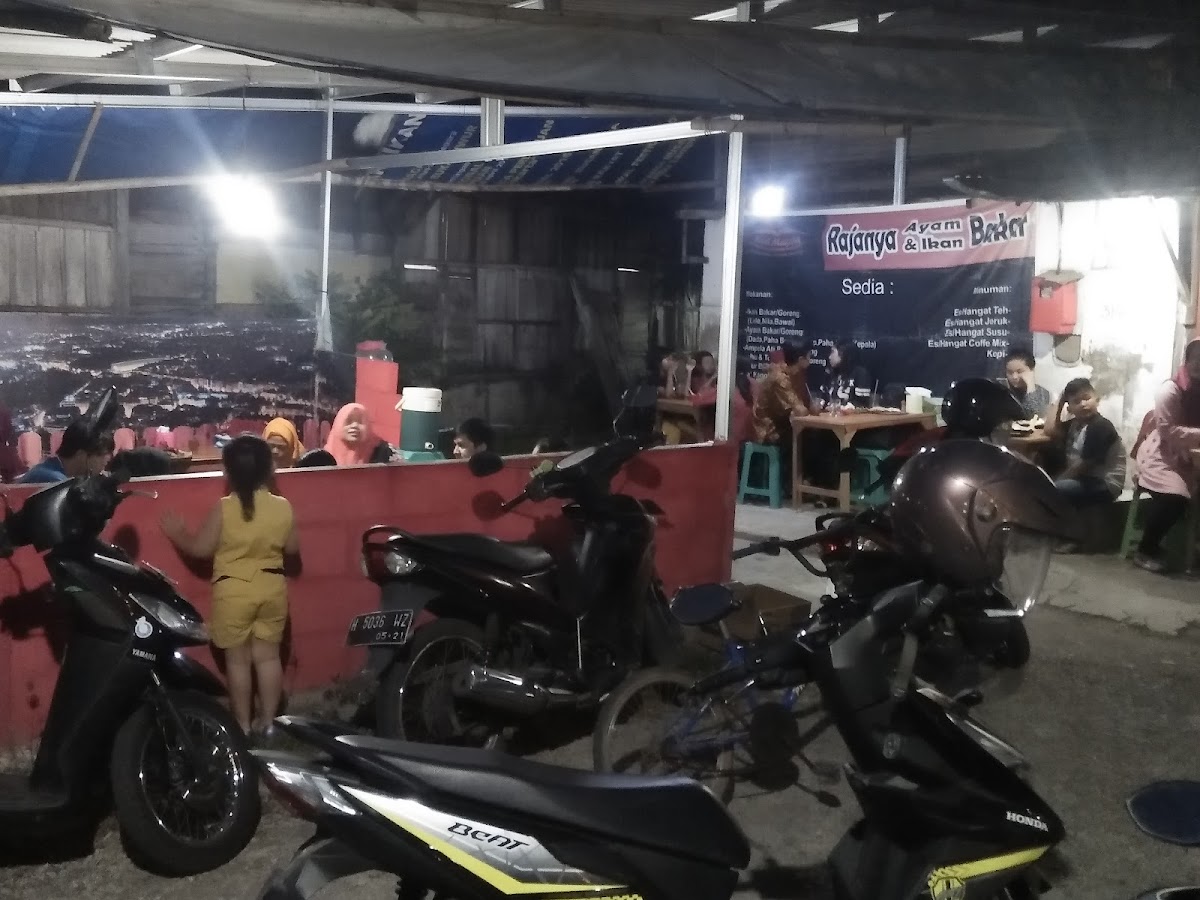 Kedai Makyus (Rajanya Ayam & Ikan Bakar)