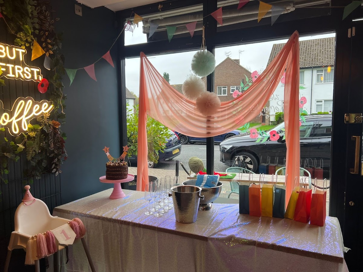 Brookes - Coffee and Brunch Cafe