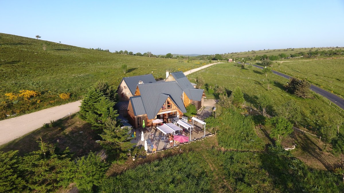 Le chalet des Gentianes - gîte - crêperie - bar - jeux - restaurant