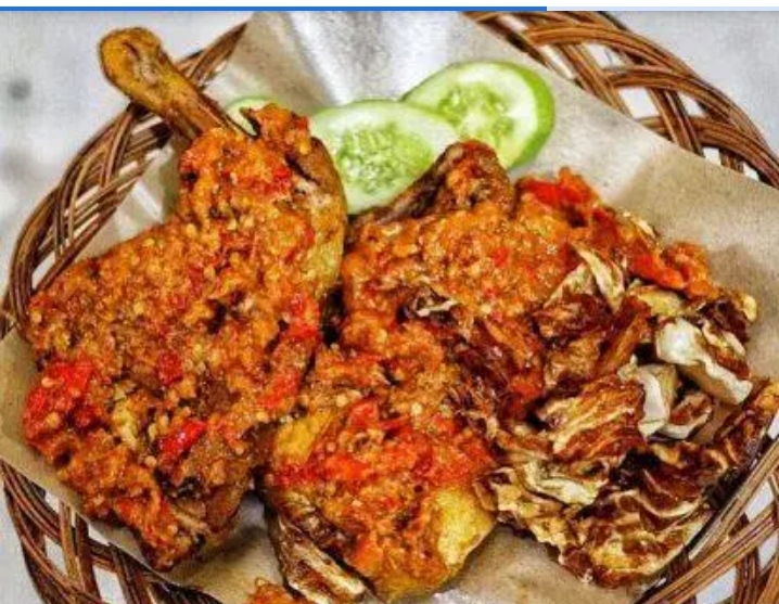 Ayam Gepuk Gembul
