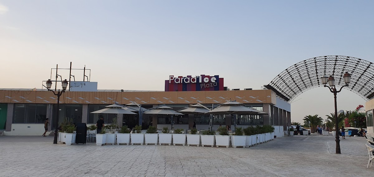 Parad'Ice Plaza