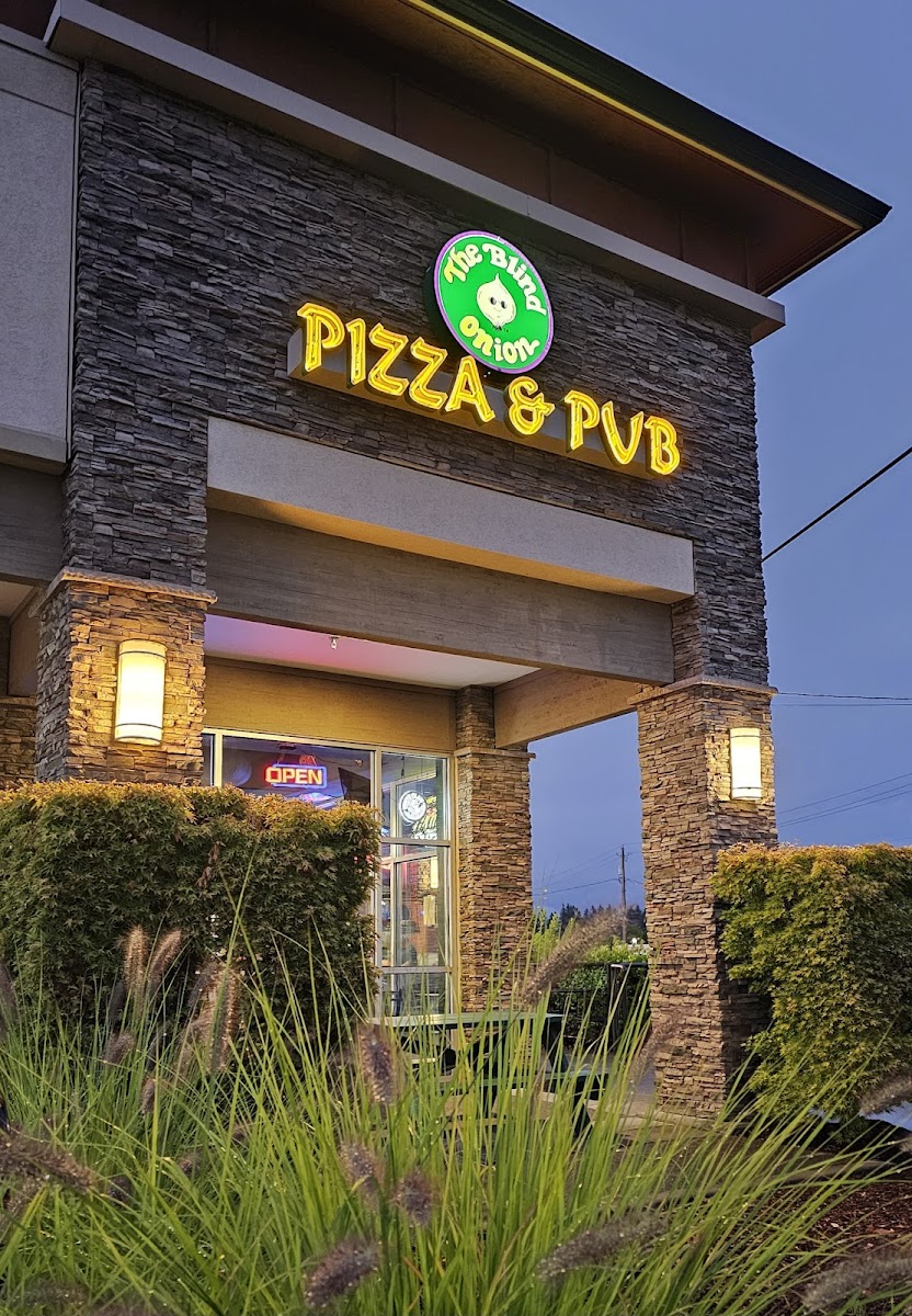 Blind Onion Pizza & Pub
