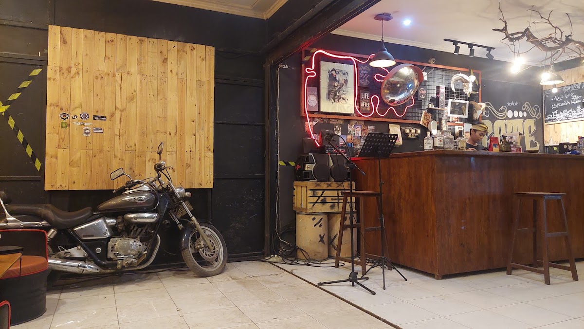 The Gate 385 Coffee