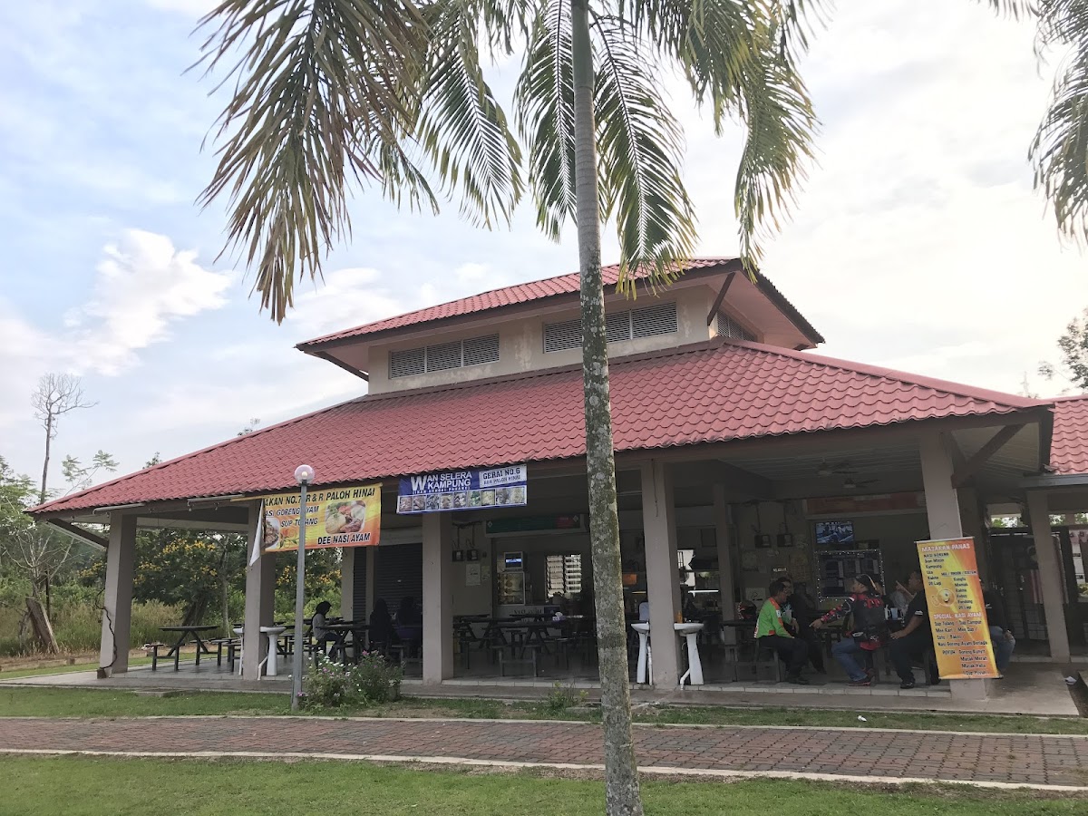 Kawasan Rehat Paloh Hinai
