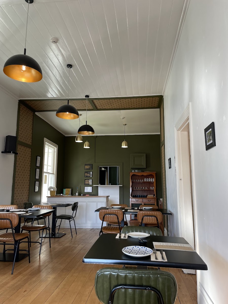 Med Lounge and Garden