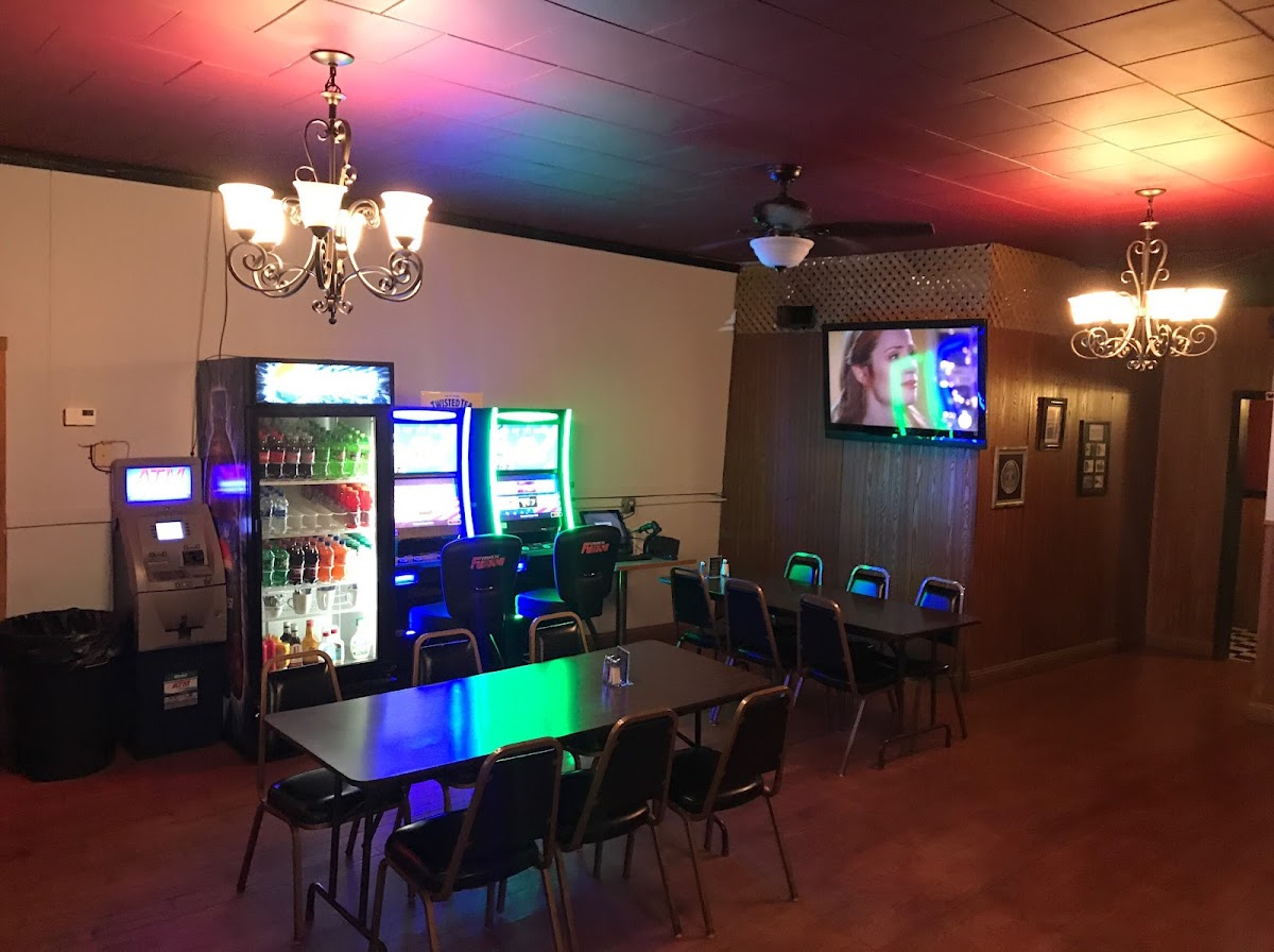 Davenport Supper Club & Lounge