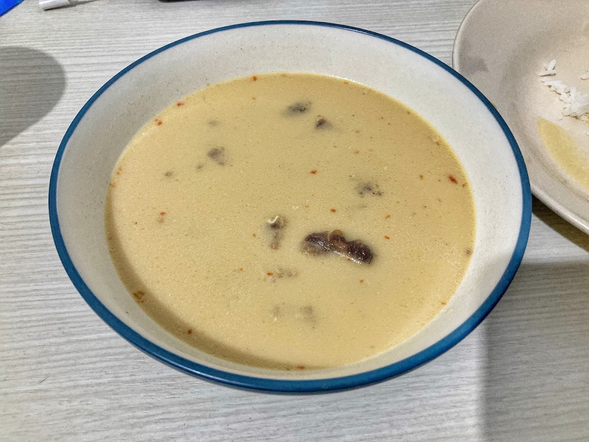 Sop kaki dan sate kambing 'SELERA'