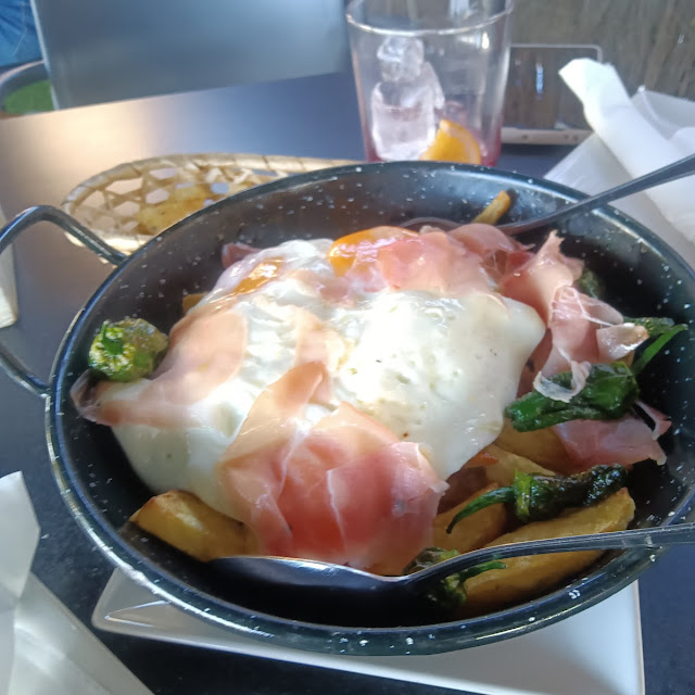 Huevos Con Jamón