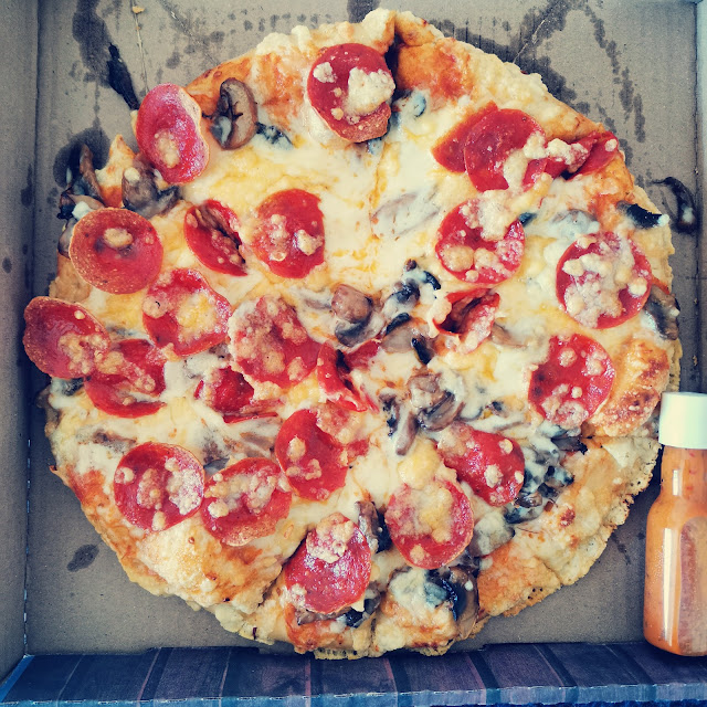 Pepperoni Con Champiñones Grande