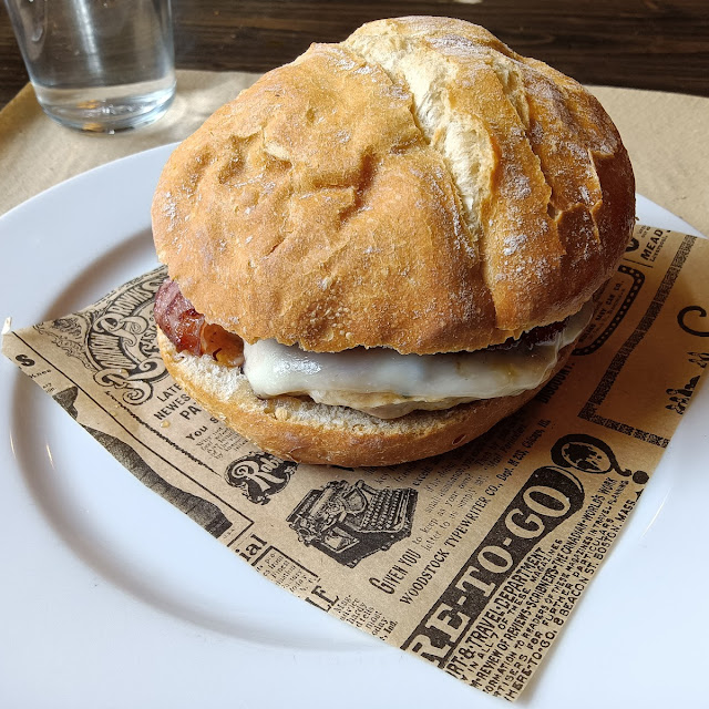 Hamburguesa de Pollo Con Barbacoa