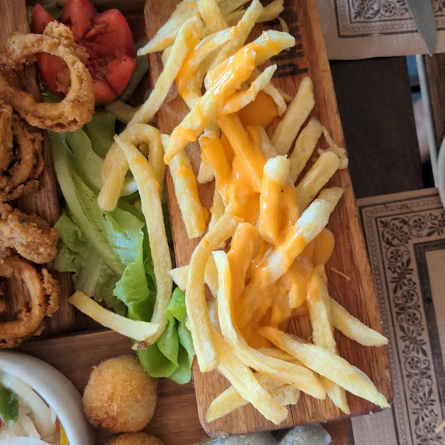 Tabla Mediterranean Platter