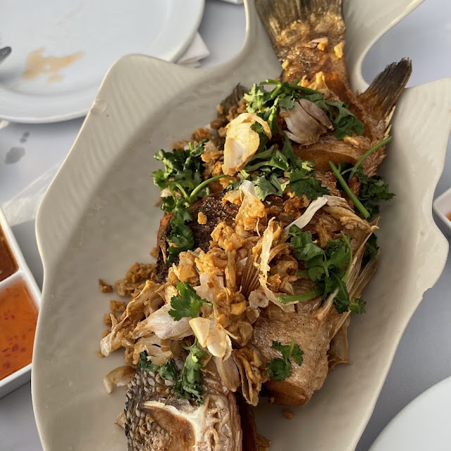 Fried Fish with Lemongrass Vallduuns