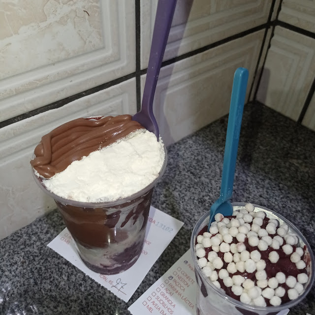 Açaí Com Creme de Avelã Leite Em Pó Flocos de Arroz
