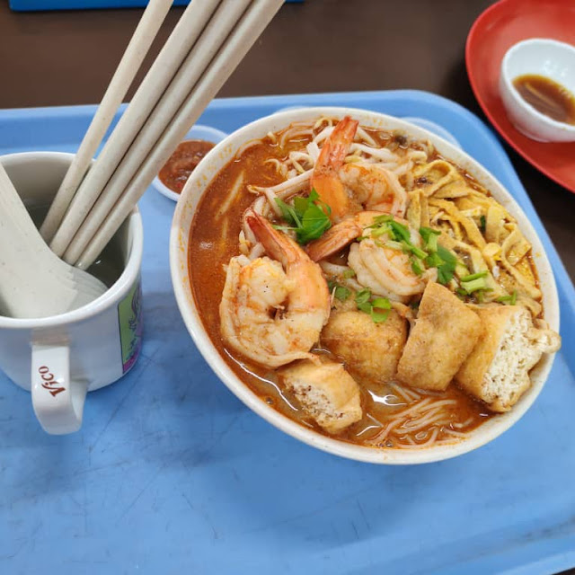 Laksa Mixed Tau Hu Mee Soup
