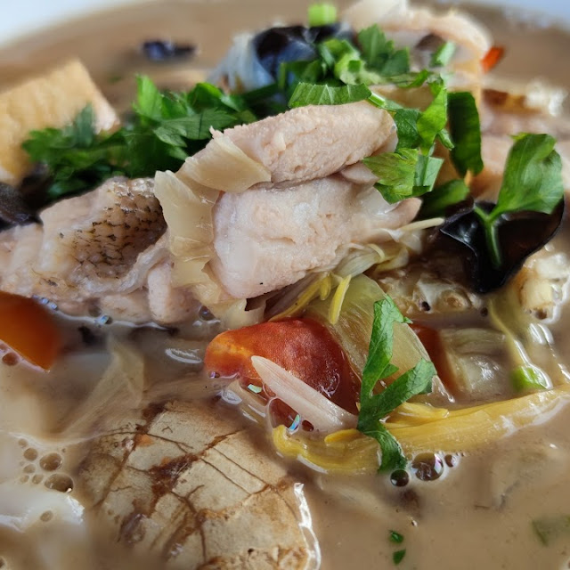 Kueh Tiaw Soup with Grouper Fish 石斑粿条堂