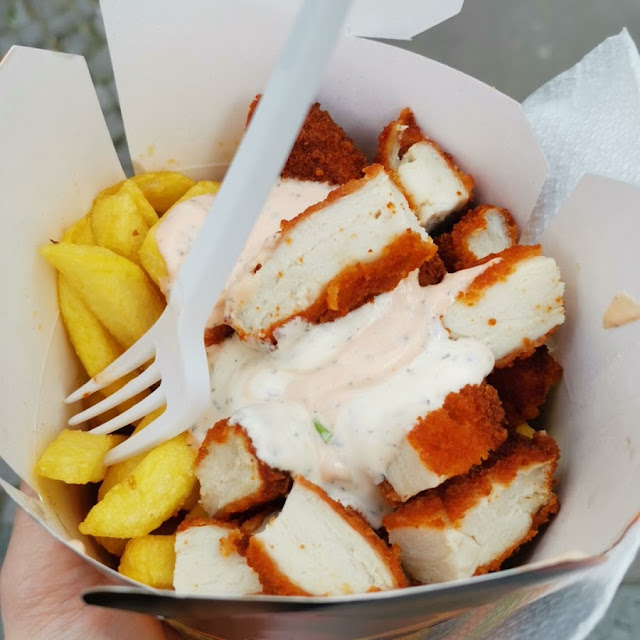 Schnitzel Box Groß Mit Pommes